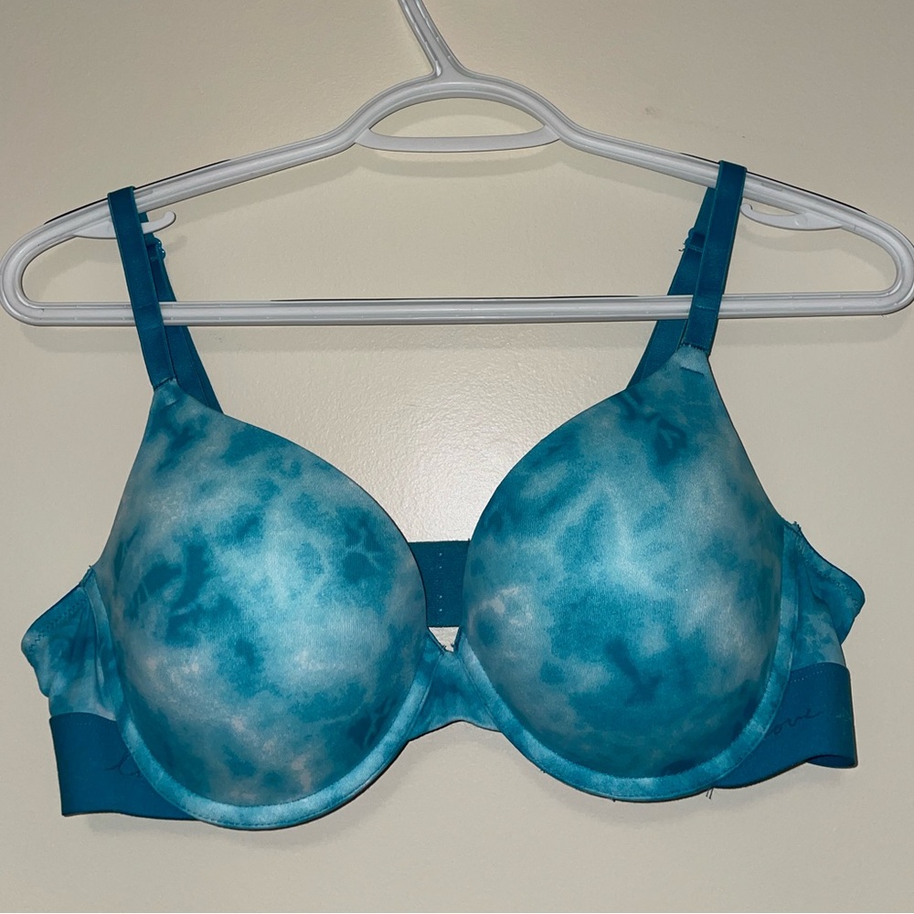 Victoria Secret Wear Everywhere Push Up Bra